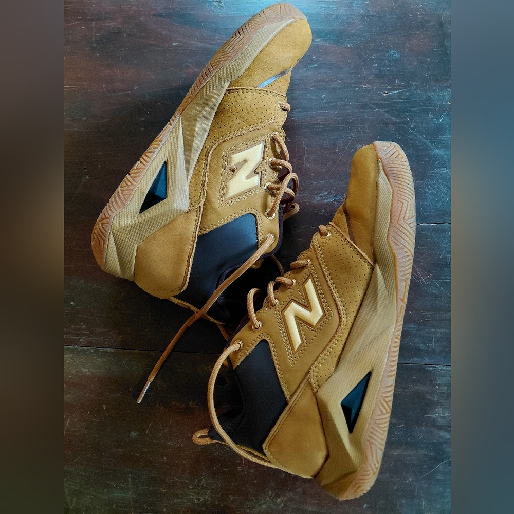 New Balance Womens Coco CG2  Wheat brown leather chunky sneakers Size 7